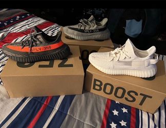 YEEZY BOOST 350 V2 Size 10