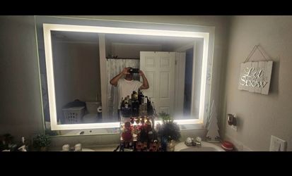 ✨ BRAND NEW BILTMORE LIGHTING LED VANITY MIRROR — 68" x 48" ✨