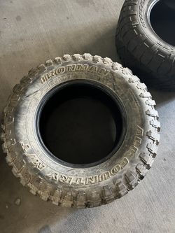 285/70/17 Nitto Tires 