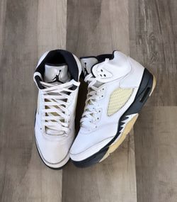 Jordan 5 reverse metallic size 9