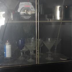 FREE FREE FREE FURNITURE CABINETS 