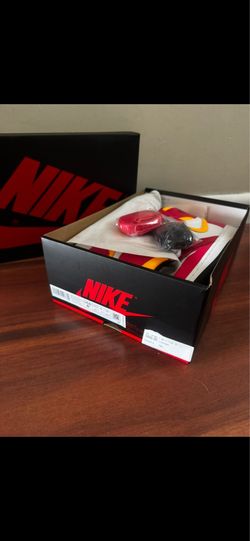 Nike Air Jordan 1 Retro High OG Fusion Red US Men's size 8.5 .