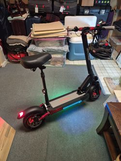 Electric scooter by iENYRID M4 barely used
