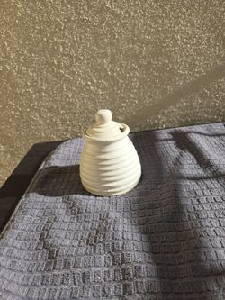 Clay honey pot