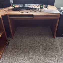 Desk (3 Piece)