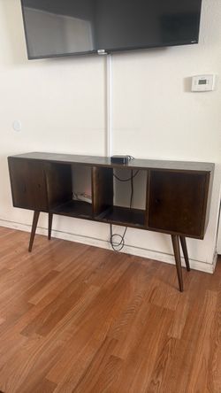 Entertainment Center (2x)