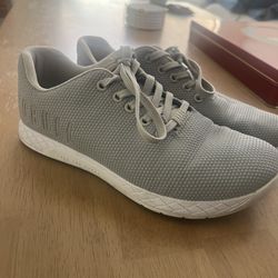 No Bull Women’s 9 Shoes