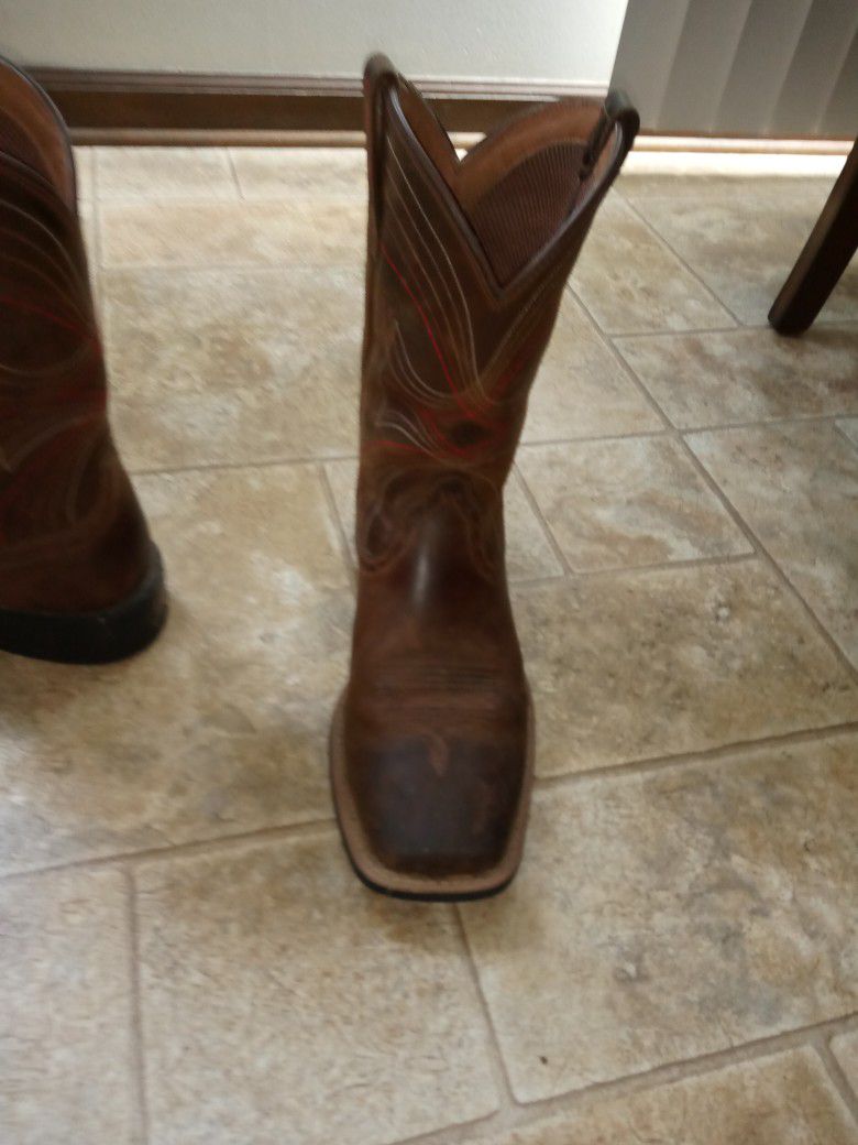 Ariat Square Toe Cowboy Boots