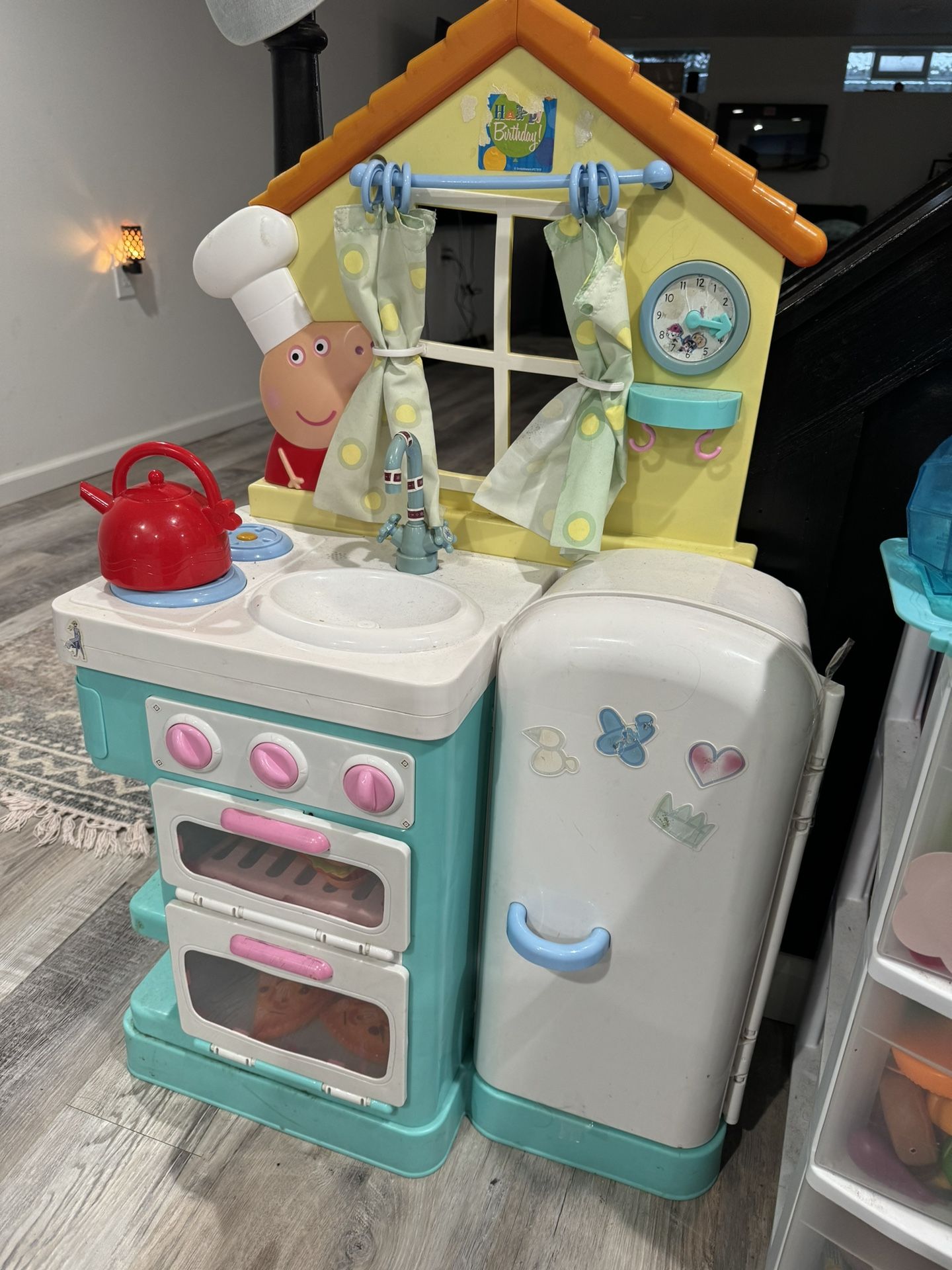 Kids Play Kitchen