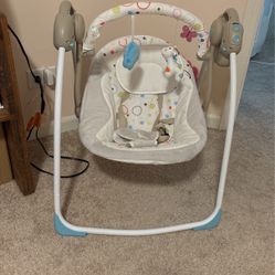Truespeed Compact Baby Swing