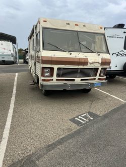 1984 Suncrest rv ac generator needs work