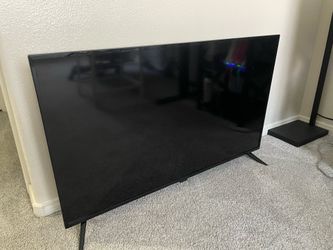 43” Insignia TV with Roku — Works Great