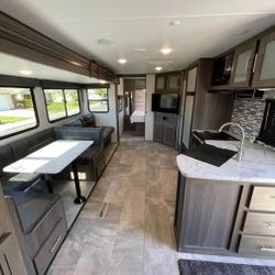 2021 Dutchmen Kodiak Ultra Lite 289BHSL
