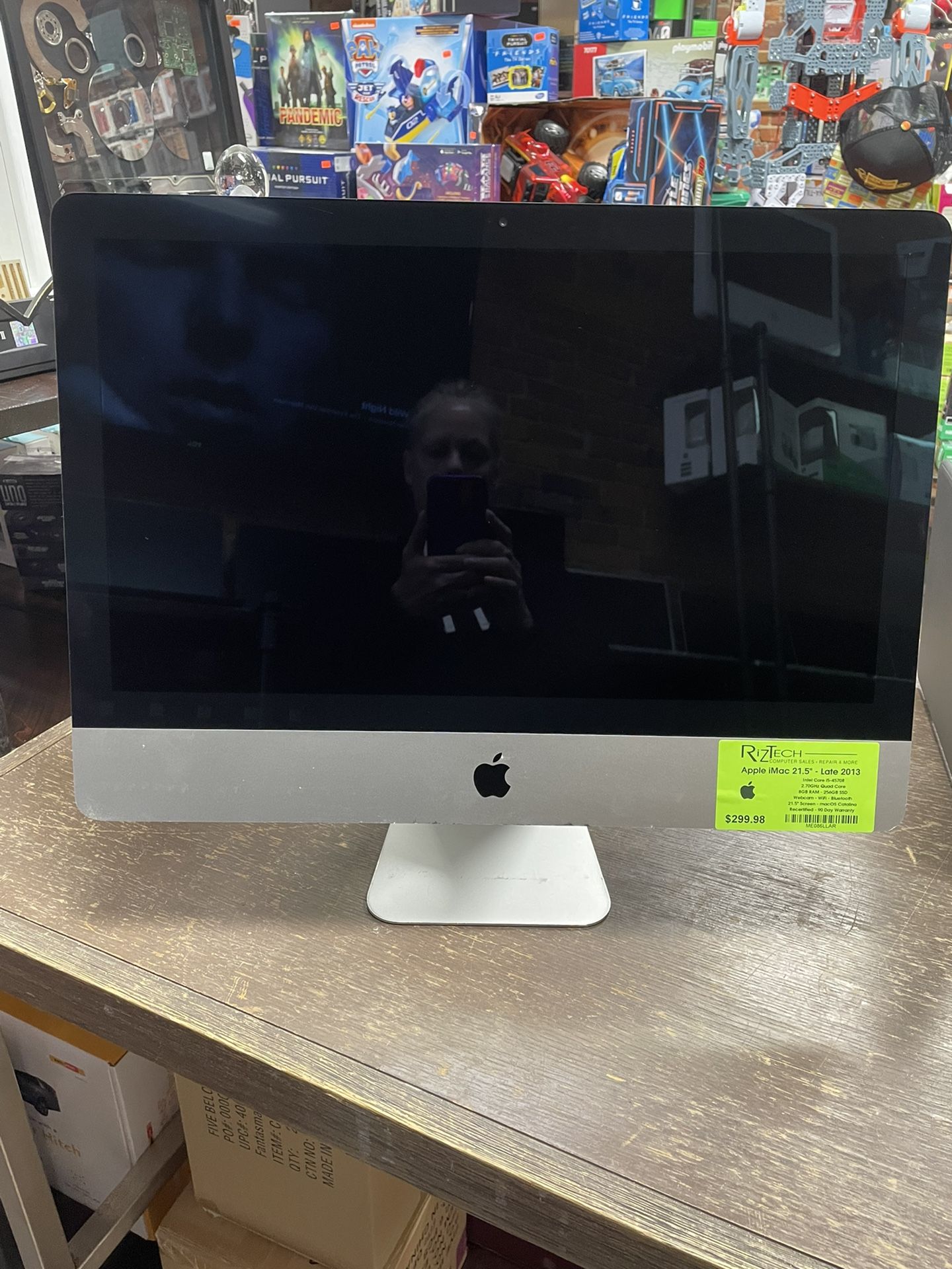 2013 Apple iMac 21.5” i5 2.70GHz Quad Core 8GB RAM 256GB SSD macOS Catalina