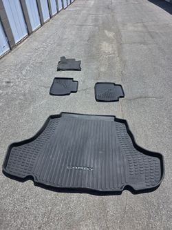Camry rubber floor mats. 2017-2024
