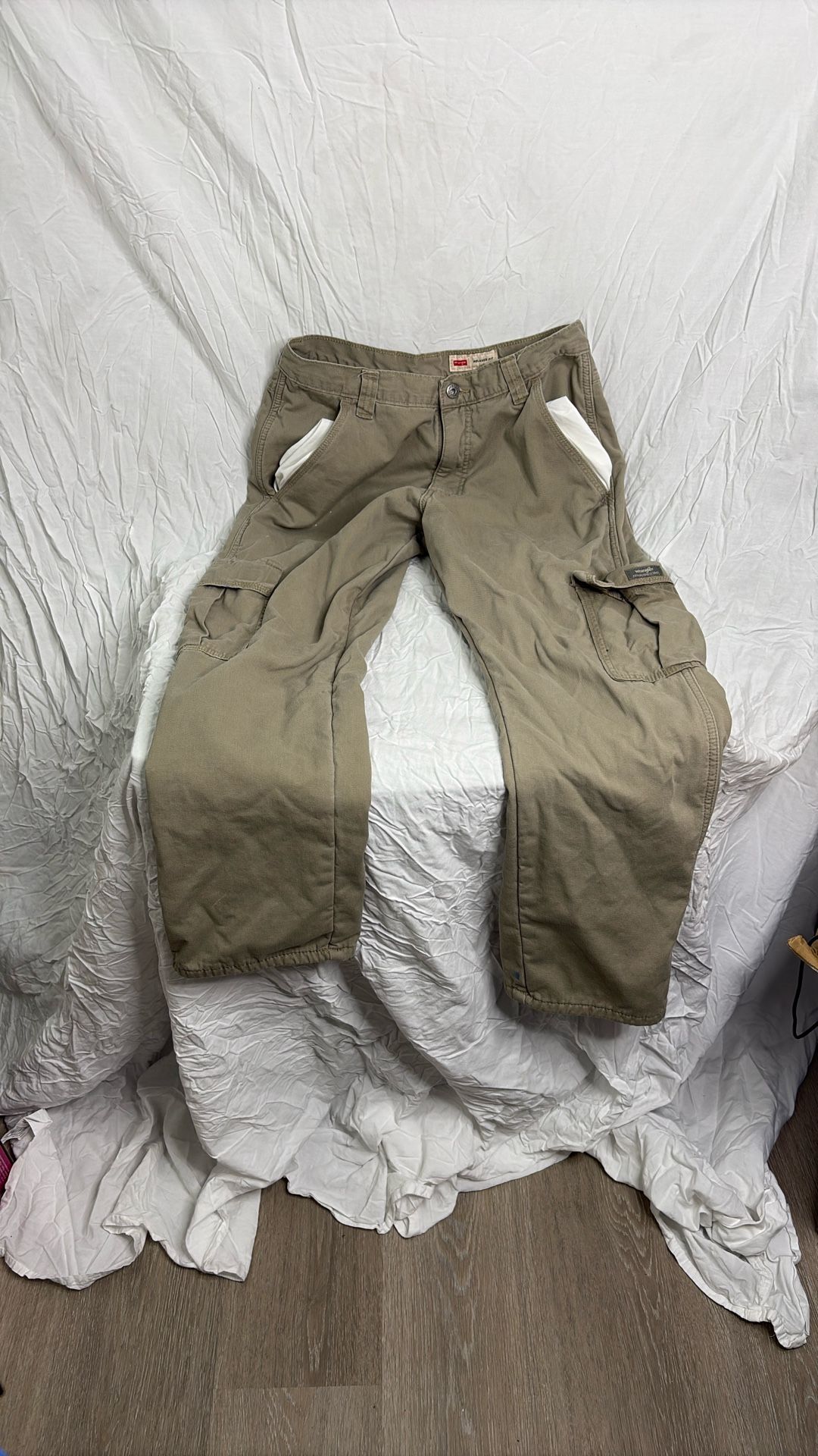 Wrangler Relaxed Fit Fleece-Lined Khaki Pants - Size 30x30