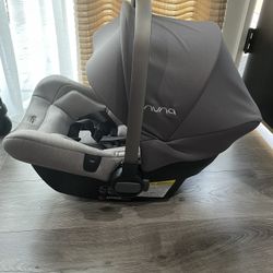 Nuna Pipa Lite Car seat for Sale in Los Angeles CA OfferUp