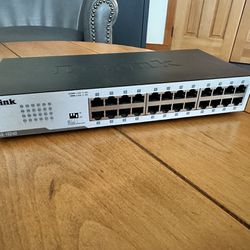 24 Port Network Switch D-Link DGS-1024D