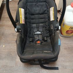 Infant Carseat