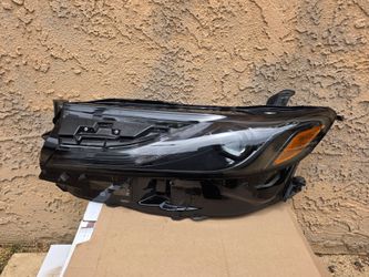 CAMRY 2025 2026 DRIVER HEADLIGHT OEM