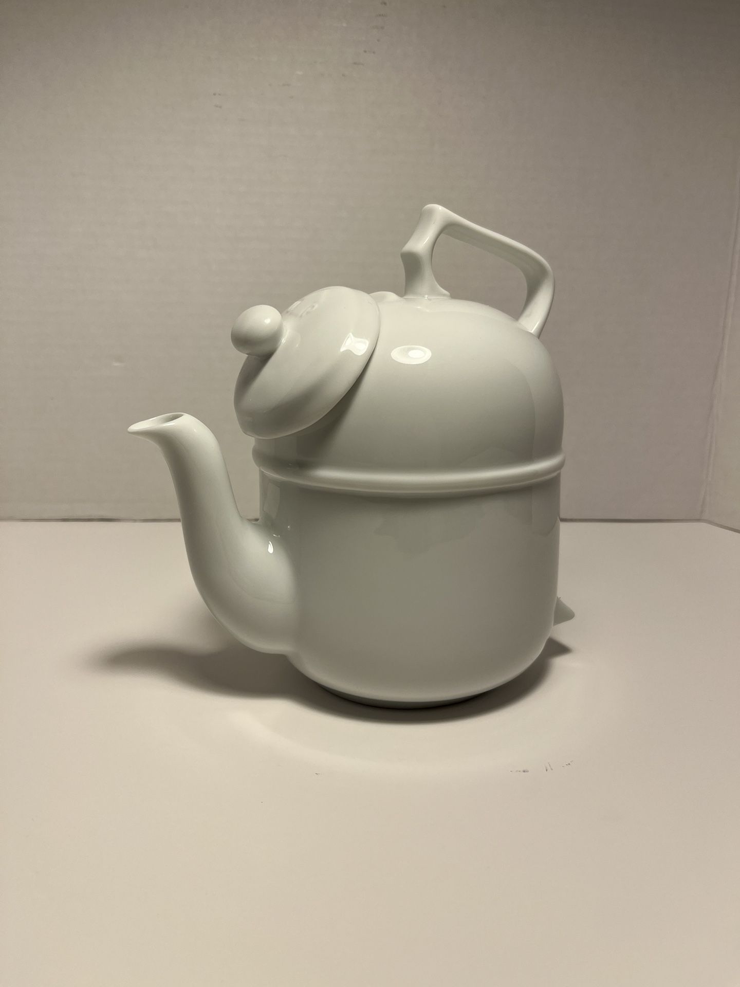 NEW! RARE Vintage Ronnefeldt White Porcelain Tilting Teapot 400ml Made in Germany