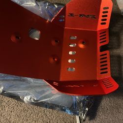 Front Skid Plate, Engine Guard Suzuki DRZ Red