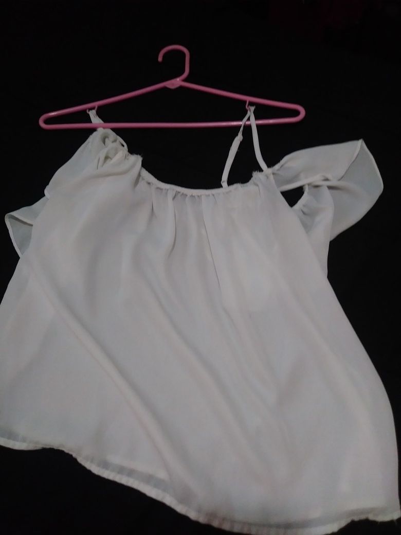 Womens clothes medium and large