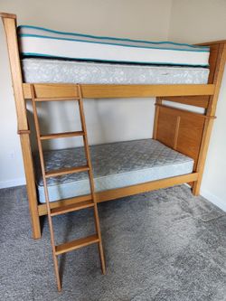 Solid Oak Twin Bunk Bed with Mattresses