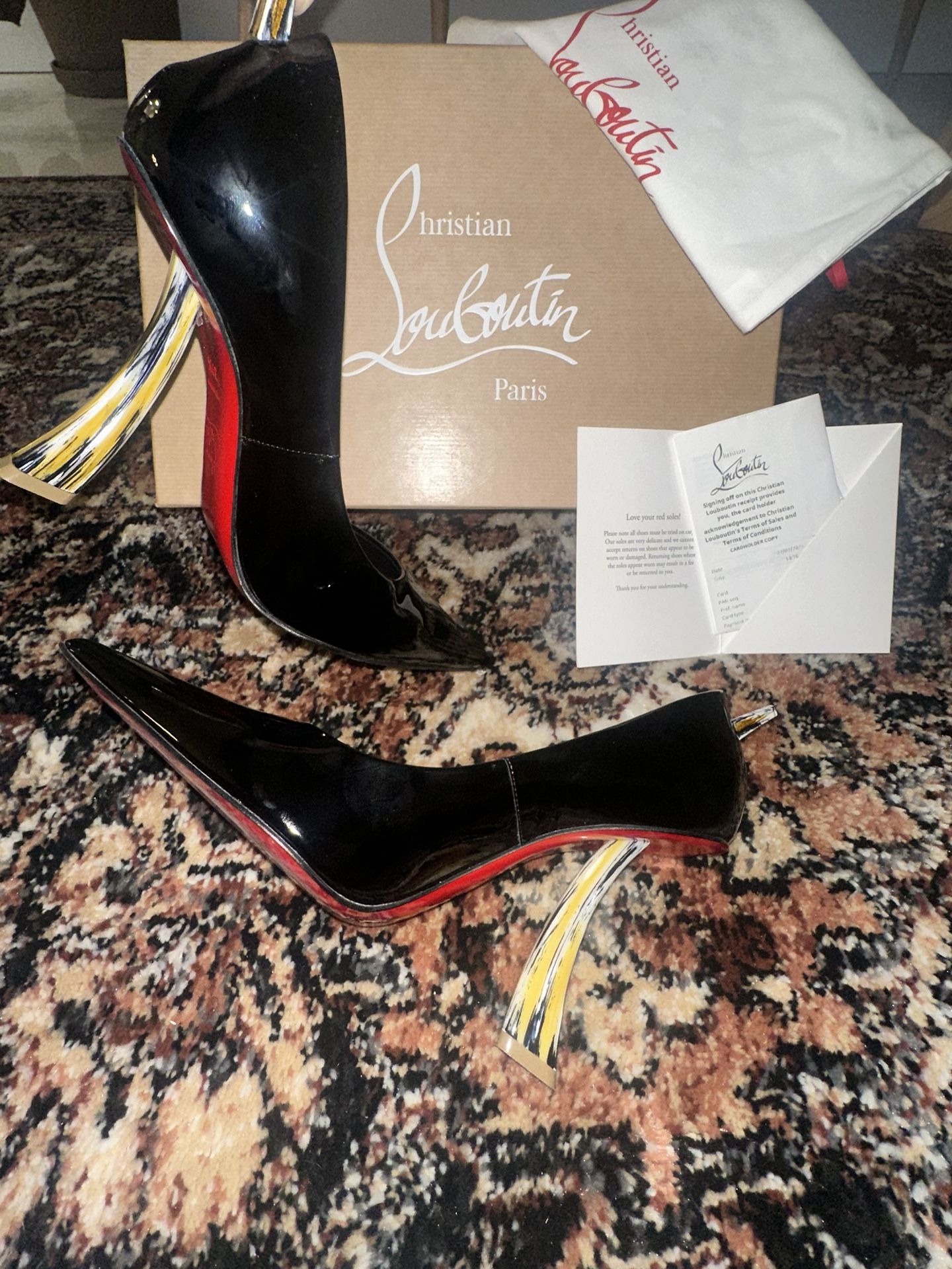 CHRISTIAN LOUBOUTIN 37.5”