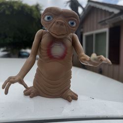 Vintage E.T. UCS Extra Terrestrial 1980’s Action Toy 6” - Head & Arms Move