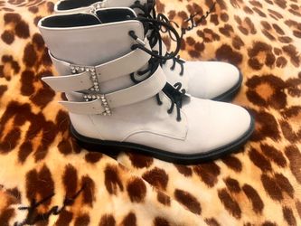 Jessica Simpson zip up boots