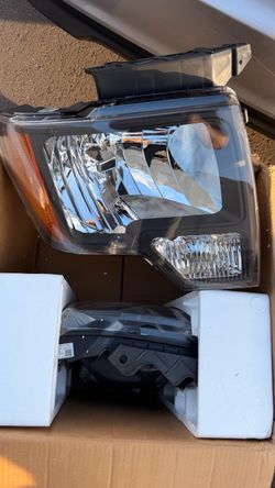 Headlights Ford F150 2009-2014