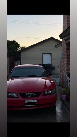 2004 Ford Mustang