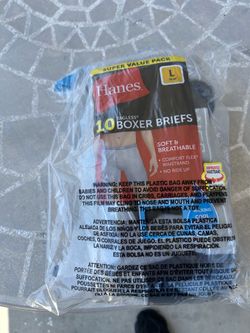 Hanes Super Value Pack 10 Boxer Briefs Size large in men
