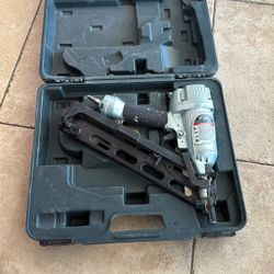 HITACHI NT 65MA4