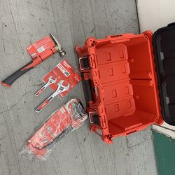 Milwaukee pack-out Kit with tools