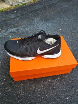 New Nike Dual Fusion TR6 Black - $40 Per Pair
