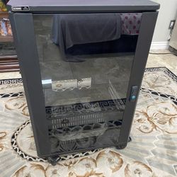 Rolling Lockable Rack