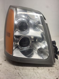 Cadillac SRX passenger side headlight assembly