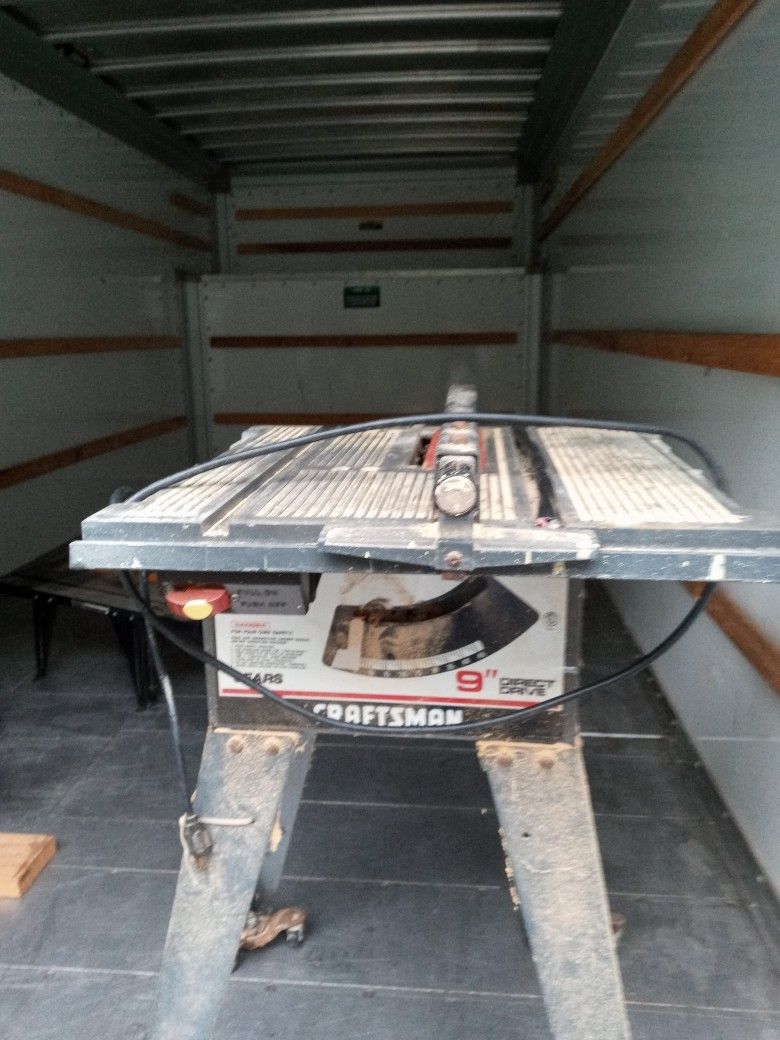 Craftsman 9" Table Saw