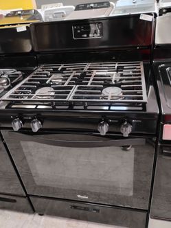 Black whirlpool gas stove with warranty Delivery Available fee depends on address 🛣️🏠🚛