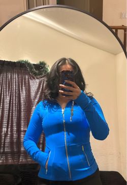 Lululemon zip up