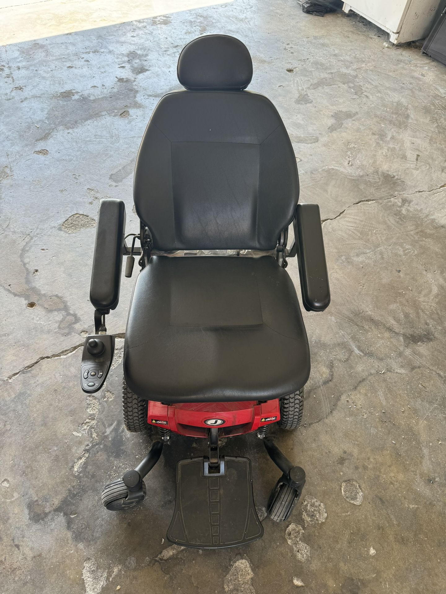 jazzy 600 es