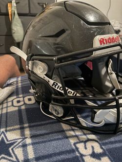 medium Riddell Football Helmet Black with Face Mask