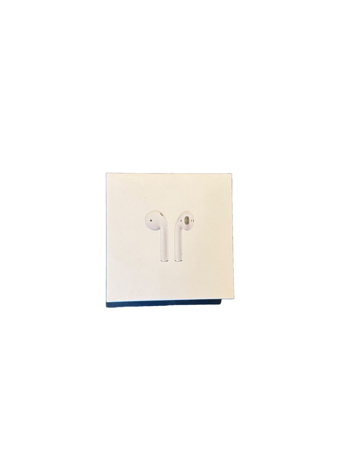 Apple AirPods 2 With Wireless Charging Case
