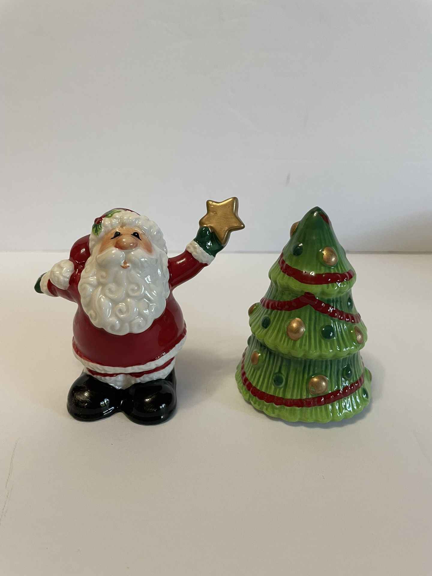 NIB Fitz & Floyd Santa And Christmas Tree Salt & Pepper Shakers