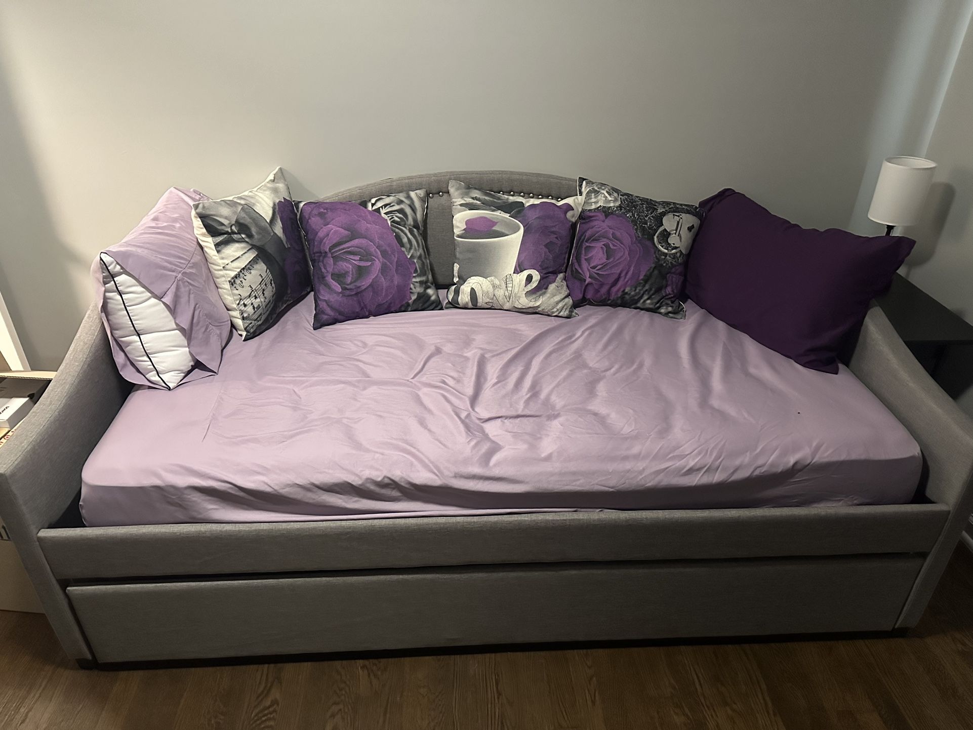 Twin Daybed With trundle