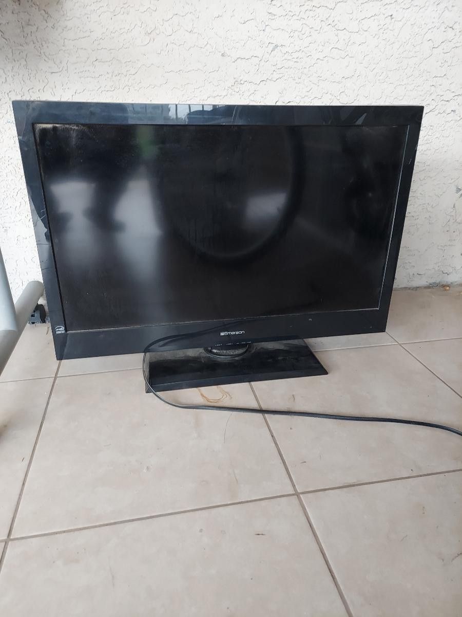 GOOD CONDITION TV