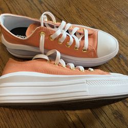 Converse Womens Shoe Size 7