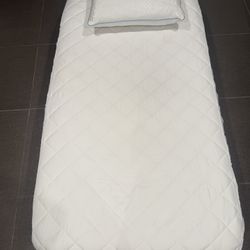 Mattress with Pillow and mattress protector